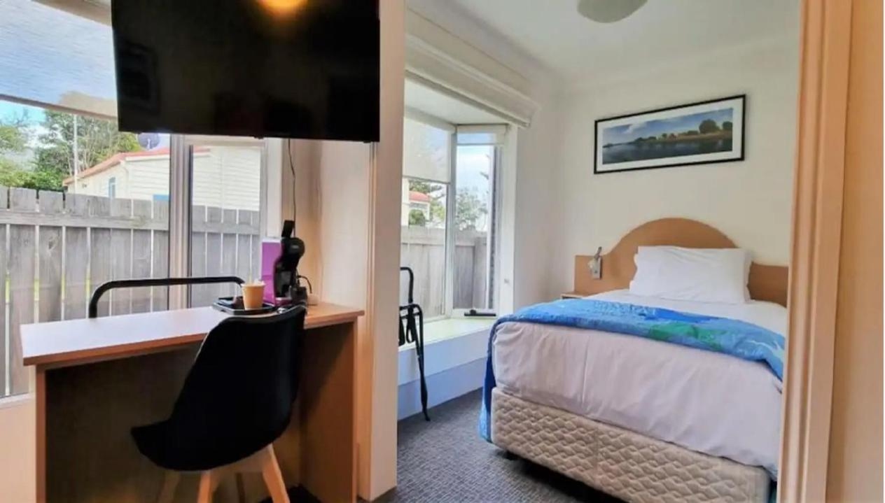 The Dannebrog Lodge Devonport Bagian luar foto