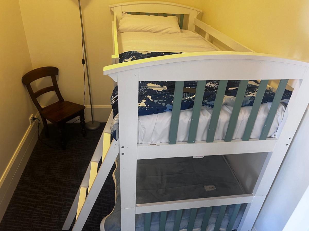 The Dannebrog Lodge Devonport Bagian luar foto